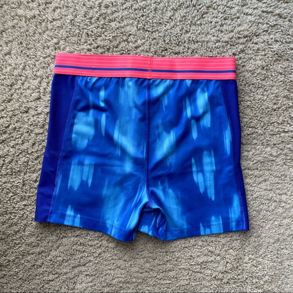 Running shorts - Picture 2 of 2